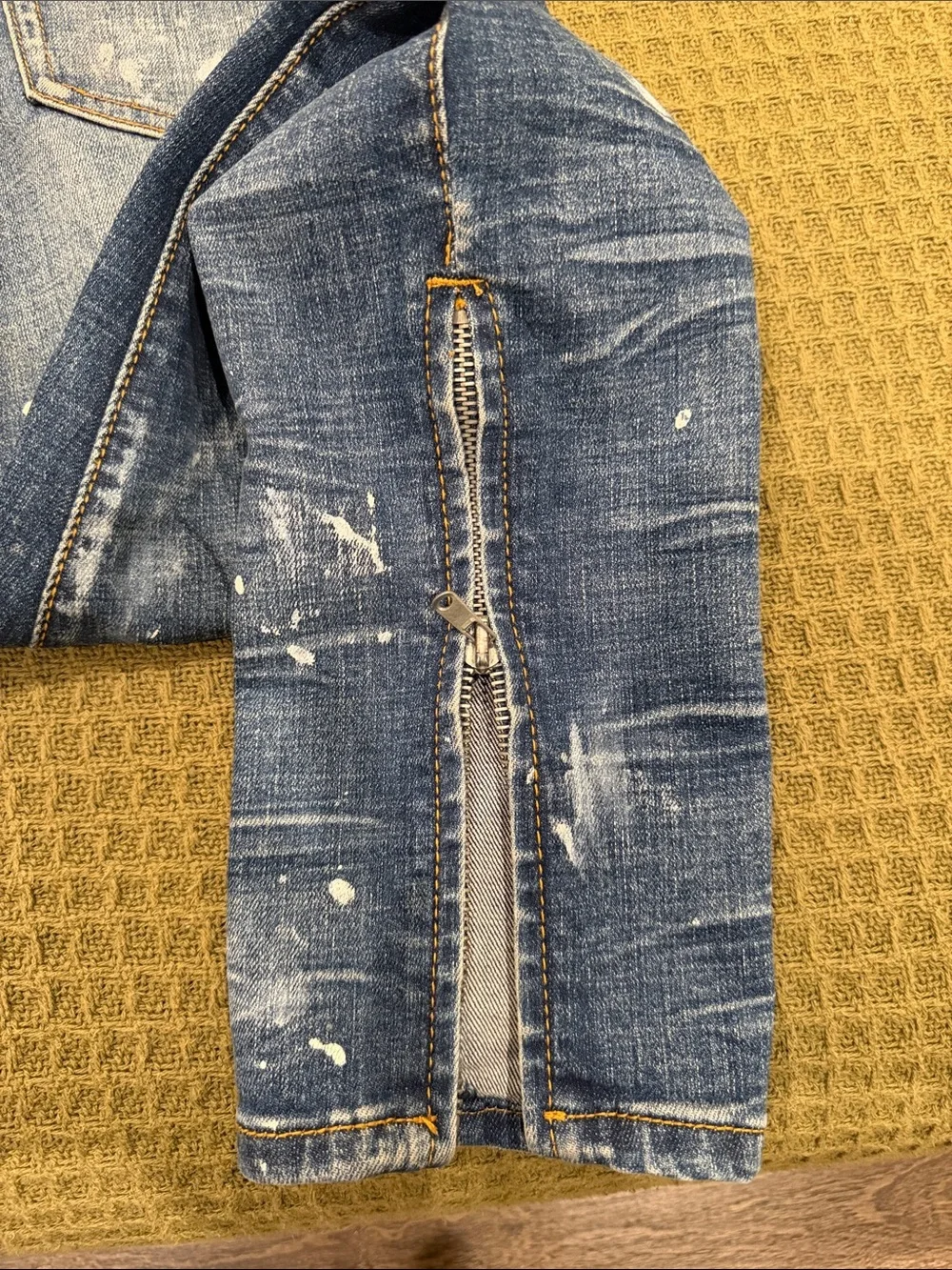 Men's Distressed Blue Painter-Style Jeans